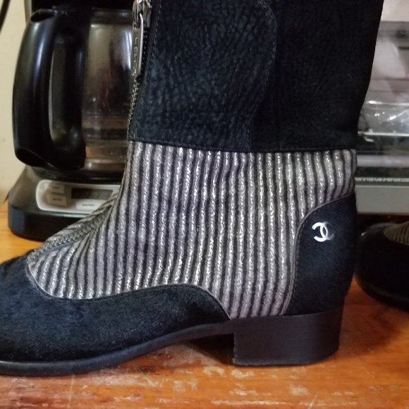 CHANEL BOOTIES - Picture 1 of 4